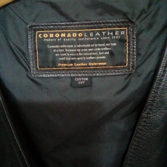 Men's Brown Coronado Leather Vest - Picture 8 of 11